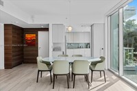 2627 S Bayshore Dr, Unit 607 in Miami, FL - Building Photo - Building Photo