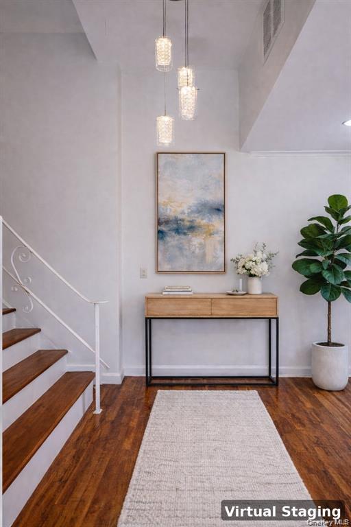 35 Hicks Ave in Syosset, NY - Building Photo - Building Photo