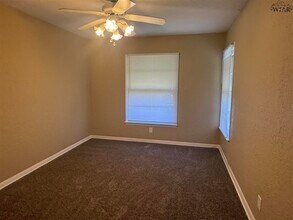 4718 Alamo Dr in Wichita Falls, TX - Building Photo - Building Photo