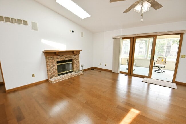 624 Rivers Edge Ct in Mishawaka, IN - Building Photo - Building Photo
