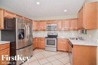 5315 NW 93 Ave in Sunrise, FL - Building Photo - Building Photo