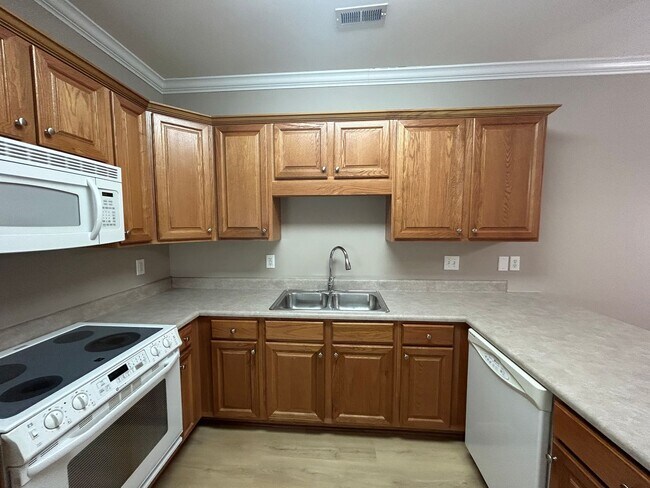 1303 Autumn Ln SW in Hartselle, AL - Building Photo - Building Photo