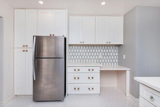 2747 Reynard Way in San Diego, CA - Building Photo - Building Photo