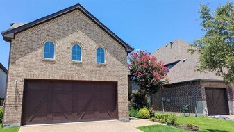 204 Highwood Trail in The Colony, TX - Building Photo