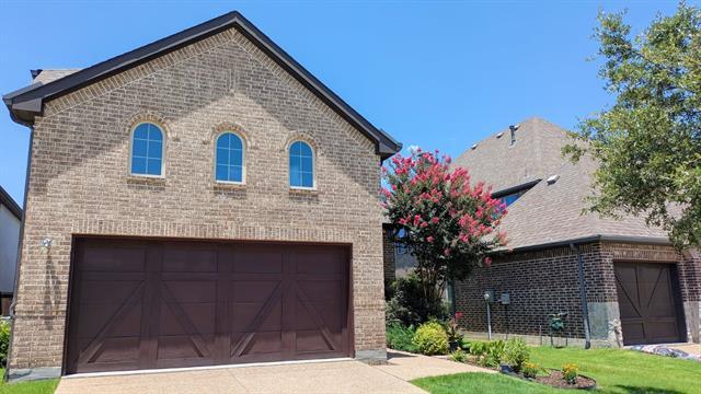 property at 204 Highwood Trail