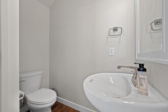 74 S Baker Spring Cv in Saratoga Springs, UT - Building Photo - Building Photo