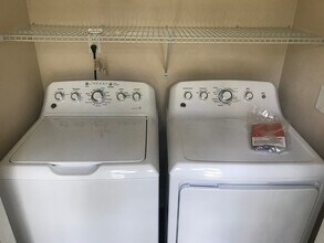 917 NW 6th Ave in Gainesville, FL - Building Photo - Building Photo