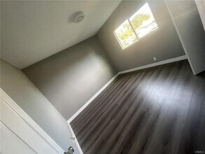 10335 Ruffner Ave in Los Angeles, CA - Building Photo - Building Photo