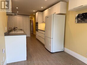 1055 Craven Rd in Toronto, ON - Building Photo - Building Photo