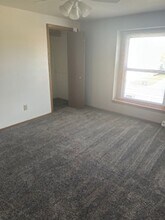 734 Fairwood Dr in Neenah, WI - Building Photo - Building Photo