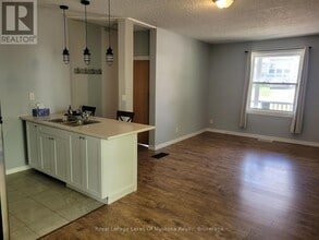 227 Nottawasaga St in Orillia, ON - Building Photo - Building Photo