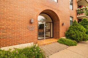 Place Soleil in Montréal, QC - Building Photo