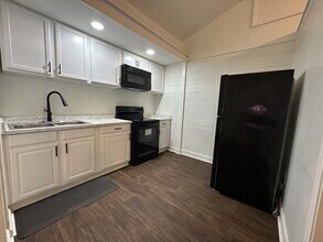 133 Preston Rd in Jacksonville, NC - Building Photo - Building Photo