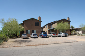 1301-1309 E Adams St in Tucson, AZ - Building Photo - Building Photo