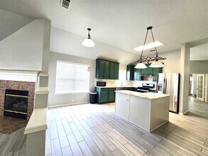 2621 Ozark Cove in McKinney, TX - Foto de edificio - Building Photo