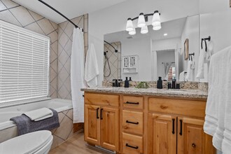 518 Koneta Ct in Salt Lake City, UT - Foto de edificio - Building Photo