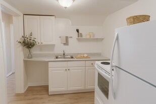 217 Laurier in Ottawa, ON - Building Photo