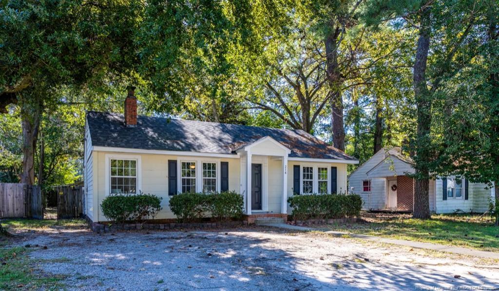 214 Circle Ct. in Fayetteville, NC - Building Photo
