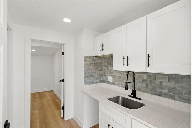 2008 Oakwood Ave in Tampa, FL - Building Photo - Building Photo