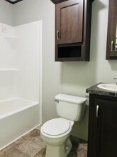 51 Hosner Dr in Oxford, MI - Building Photo - Building Photo