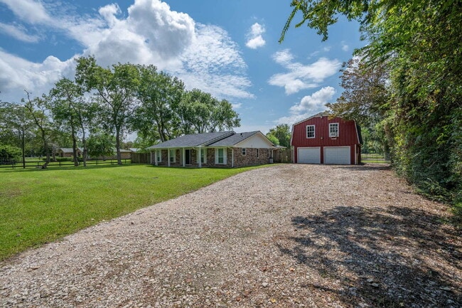 9311 Masters in Manvel, TX - Building Photo - Building Photo