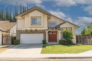 400 Gonzalez St in Tracy, CA - Building Photo