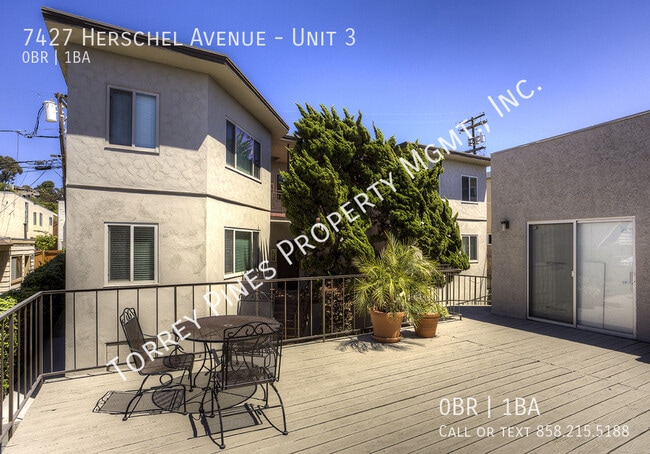 7427 Herschel Ave in San Diego, CA - Building Photo - Building Photo