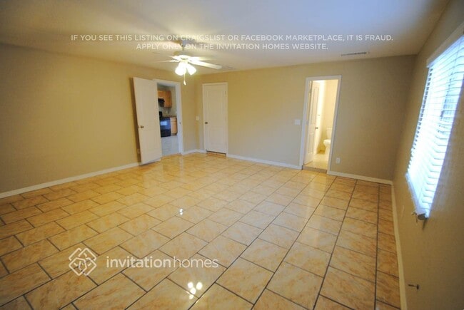 6755 W Catalina Dr, Unit 2826 in Phoenix, AZ - Building Photo - Building Photo