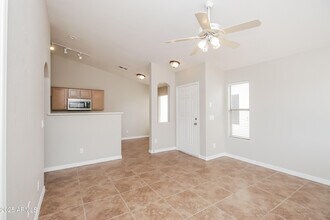 9309 E Osage Ave in Mesa, AZ - Building Photo - Building Photo