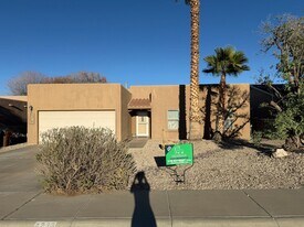 4238 Trillium Dr in Las Cruces, NM - Building Photo
