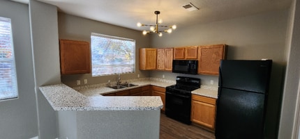 6432 Los Pueblos Pl NW in Albuquerque, NM - Building Photo - Building Photo