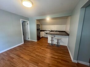 2803 S 8th St in Milwaukee, WI - Building Photo - Building Photo
