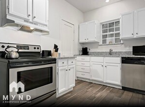 6024 Richmond Ave in Dallas, TX - Building Photo - Building Photo