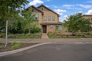 1713 Cannery Loop in Davis, CA - Building Photo