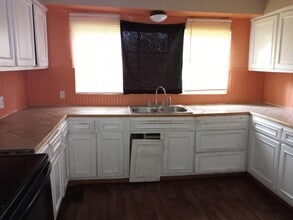 304 Lawrence Rd in Jackson, MS - Building Photo - Building Photo