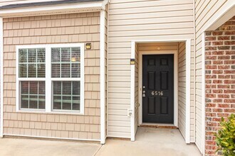 6516 Ashebrooke Dr in High Point, NC - Building Photo - Building Photo