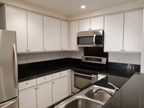 317 Norris Canyon Ter in San Ramon, CA - Building Photo - Building Photo