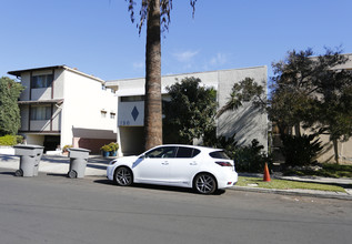 130 N Belmont St in Glendale, CA - Building Photo - Building Photo