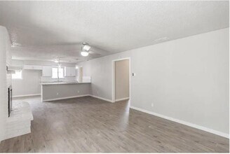 3702 W Rochelle Rd in Irving, TX - Building Photo - Building Photo