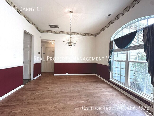 1840 Danny Ct in Matthews, NC - Building Photo - Building Photo