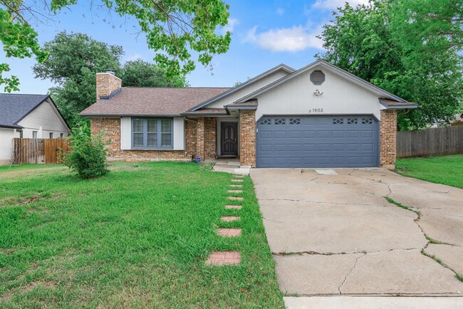 property at 1903 Oxford Blvd