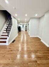 2129 N Natrona St in Philadelphia, PA - Foto de edificio - Building Photo