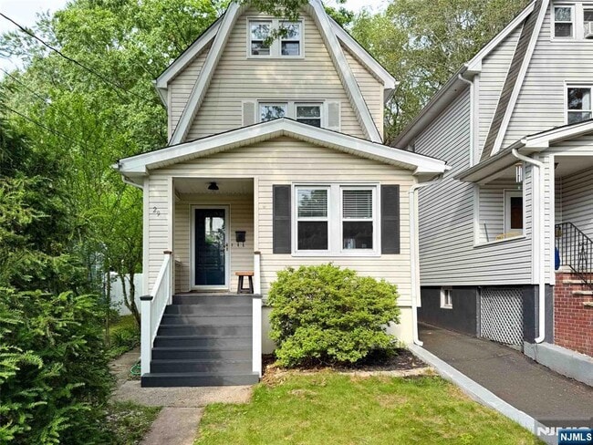 property at 29 Dean St