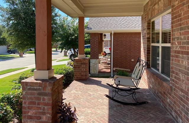 15717 Bent Rose Way in Fort Worth, TX - Foto de edificio - Building Photo