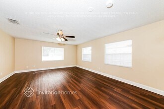 2305 26th Ave W in Bradenton, FL - Building Photo - Building Photo