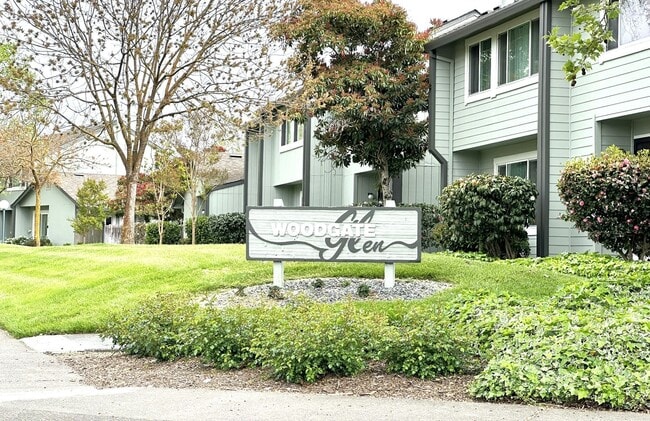 306 Gate Way in Santa Rosa, CA - Building Photo - Building Photo
