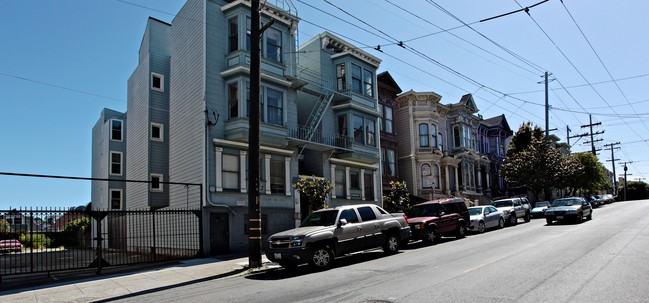 Bengal Apartments in San Francisco, CA - Building Photo - Building Photo