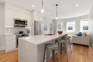 23 Berkshire St in Cambridge, MA - Building Photo