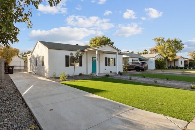 3850 N 12th Ave in Phoenix, AZ - Building Photo - Building Photo
