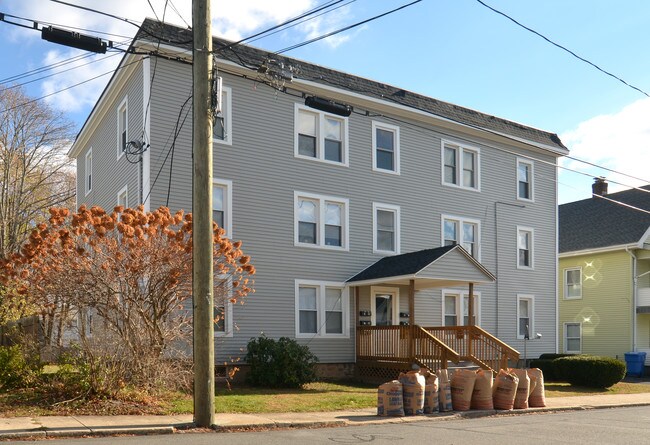 52 Williams St in Bristol, CT - Building Photo - Building Photo